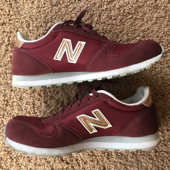 new balance maroon shoes